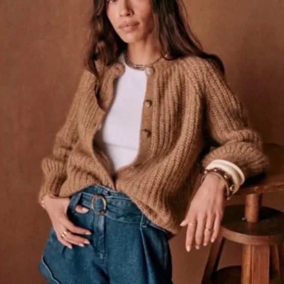 Sezane Blue High-Waisted Denim Shorts - Picture 4 of 6